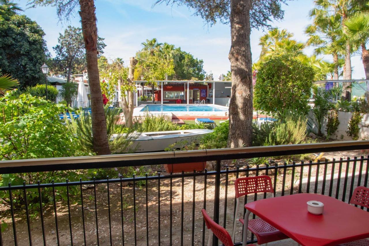 Apartamentos Palasiet Benidorm Exteriör bild